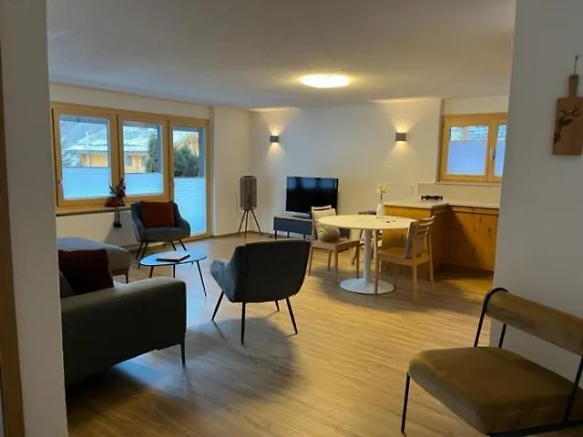 Samira * 采尔马特